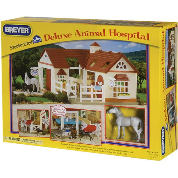 Breyer Stablemates Deluxe Animal Hospital Set (1:32 Scale) Breyer Stablemates Deluxe Animal Hospital Set (1:32 Scale)