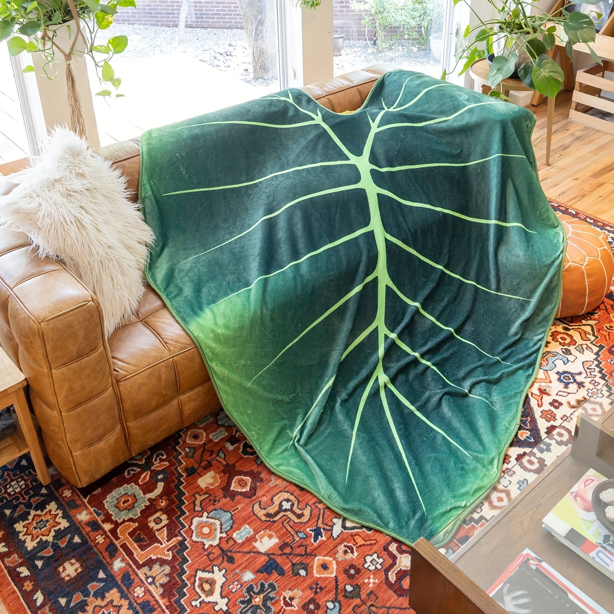 Green leaf throw deals