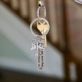 thumbnail image 3 of Llavero de acero inoxidable con forma de avión, colgante creativo con texto "Te amo", para parejas, esposa, novio y novia., 3 of 6