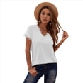 thumbnail image 2 of Camiseta de Corta para Mujer, Cuello en V, Ribete de Encaje Floral, Corte Clásico, Color Liso, Informal, Parte Inferior XL, 2 of 7