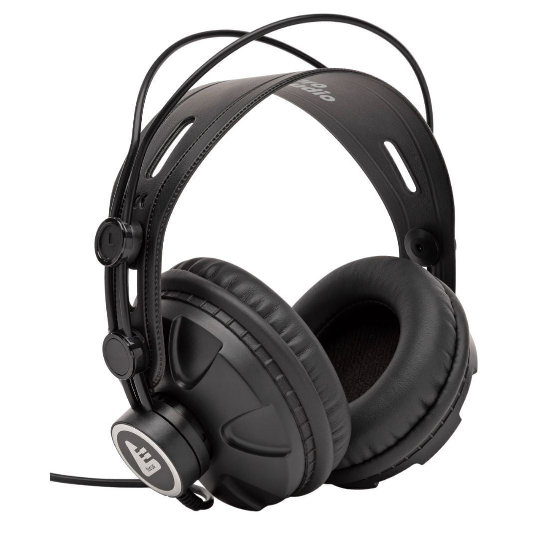 Blue Yeti USB Microphone (Blackout) Bundle with FocusPro Audio Headphones and Pop Filter (3 Items)