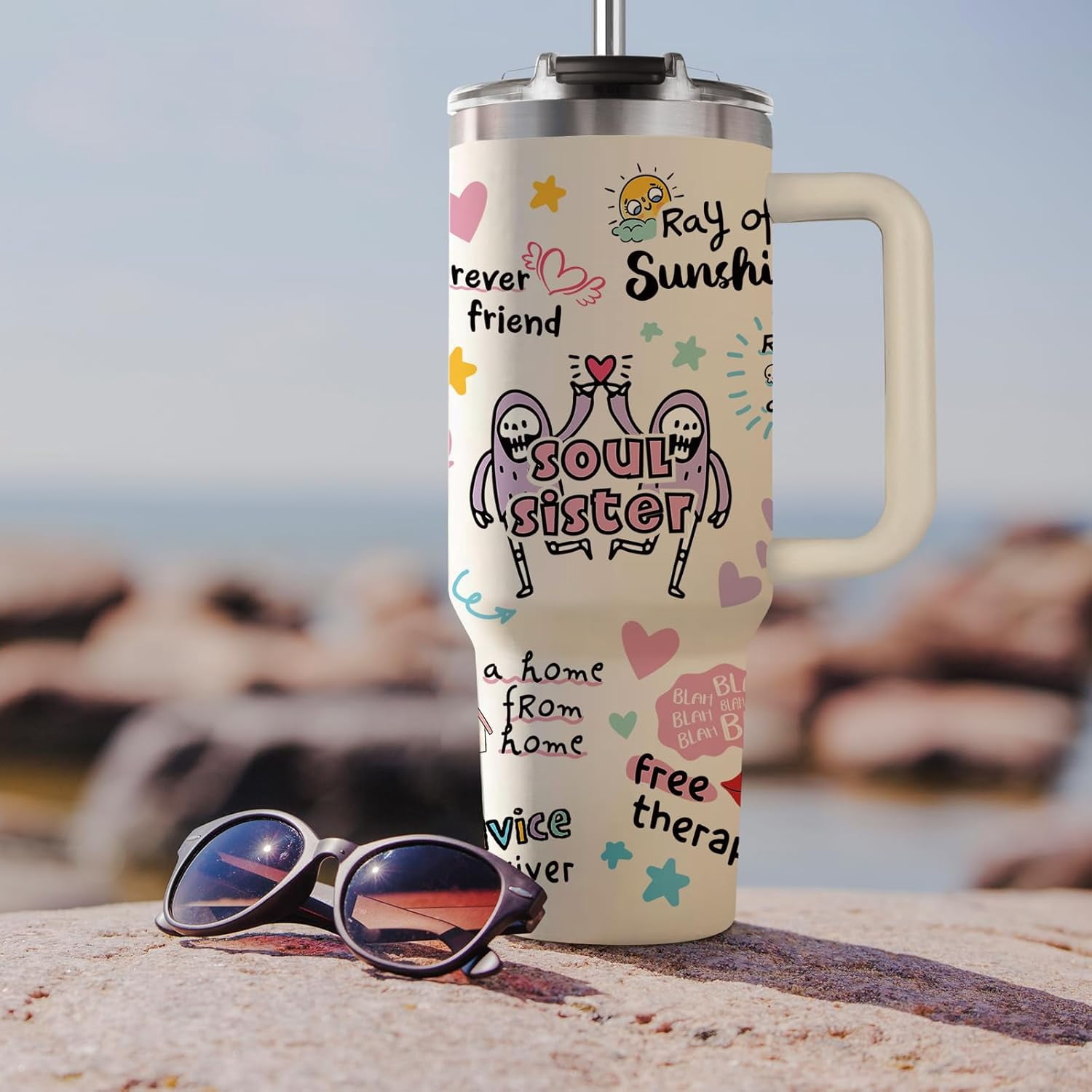 Shqiueos Best Friend Birthday Gifts for Women 40oz Tumbler with Handle and Lid Straw, Bestie Gifts for Her, Mothers Day Gift for Women Friendship, Soul Sisters Present Valentines Christmas Cup