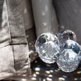 thumbnail image 4 of Atrapasueños de cristal transparente con forma de bola de cristal, prisma para lámpara Feng Shui, pieza colgante para candelabro (50 mm), 4 of 5