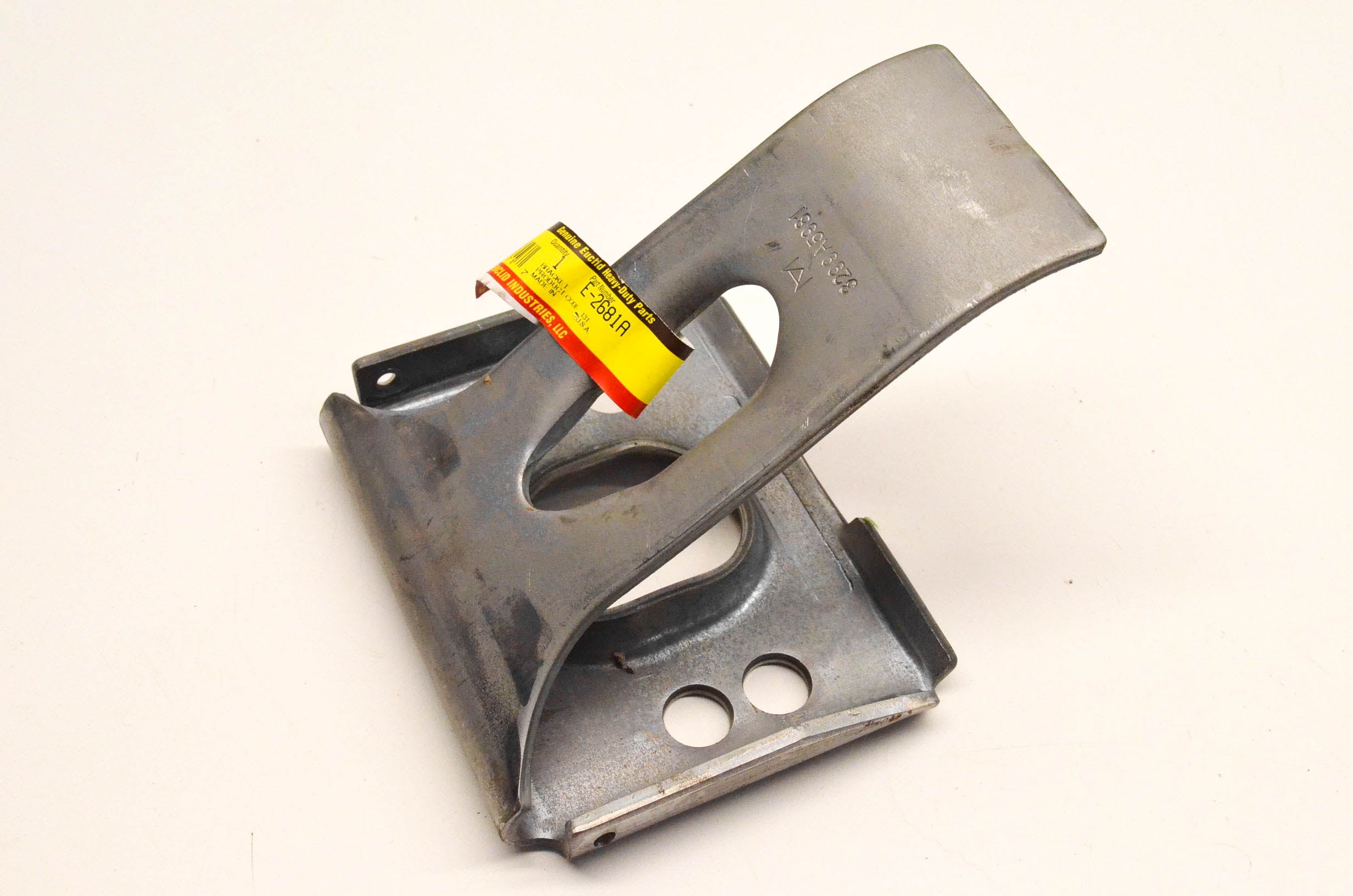 Euclid E2681A Air Brake Chamber Bracket NOS