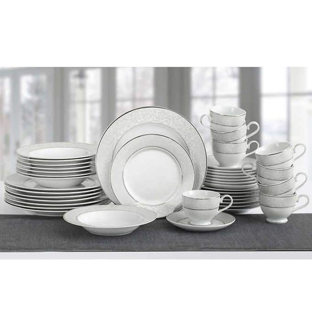 Mikasa Parchment 40piece Porcelain Dinnerware Set