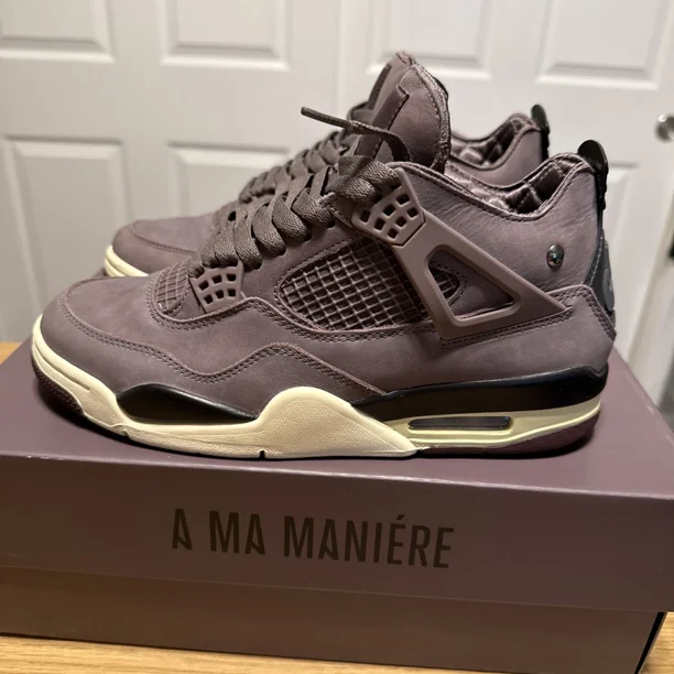A i r-Jor-dan 4 Retro A Ma Maniere Violet Ore 2022 Size 8 Men Used