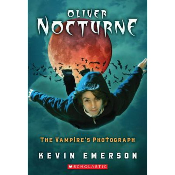 Pre-Owned The Vampire's Photograph (Oliver Nocturne #1) (Unknown) 0545058015 9780545058018