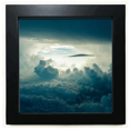 thumbnail image 1 of Gris claro cielo nubes blancas Mesa de pared con marco cuadrado negro, 1 of 4