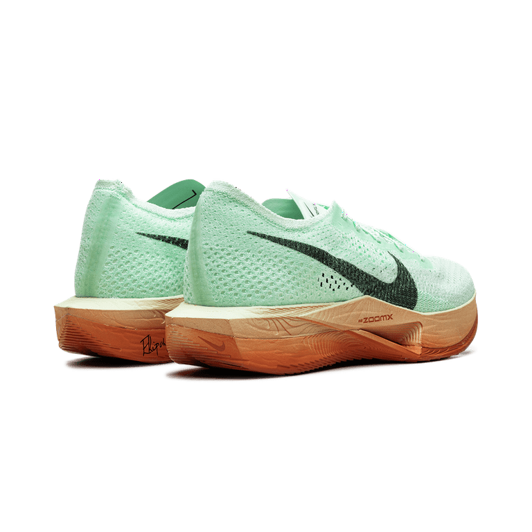 NIKE MENS ZoomX Vaporfly Next% 3 