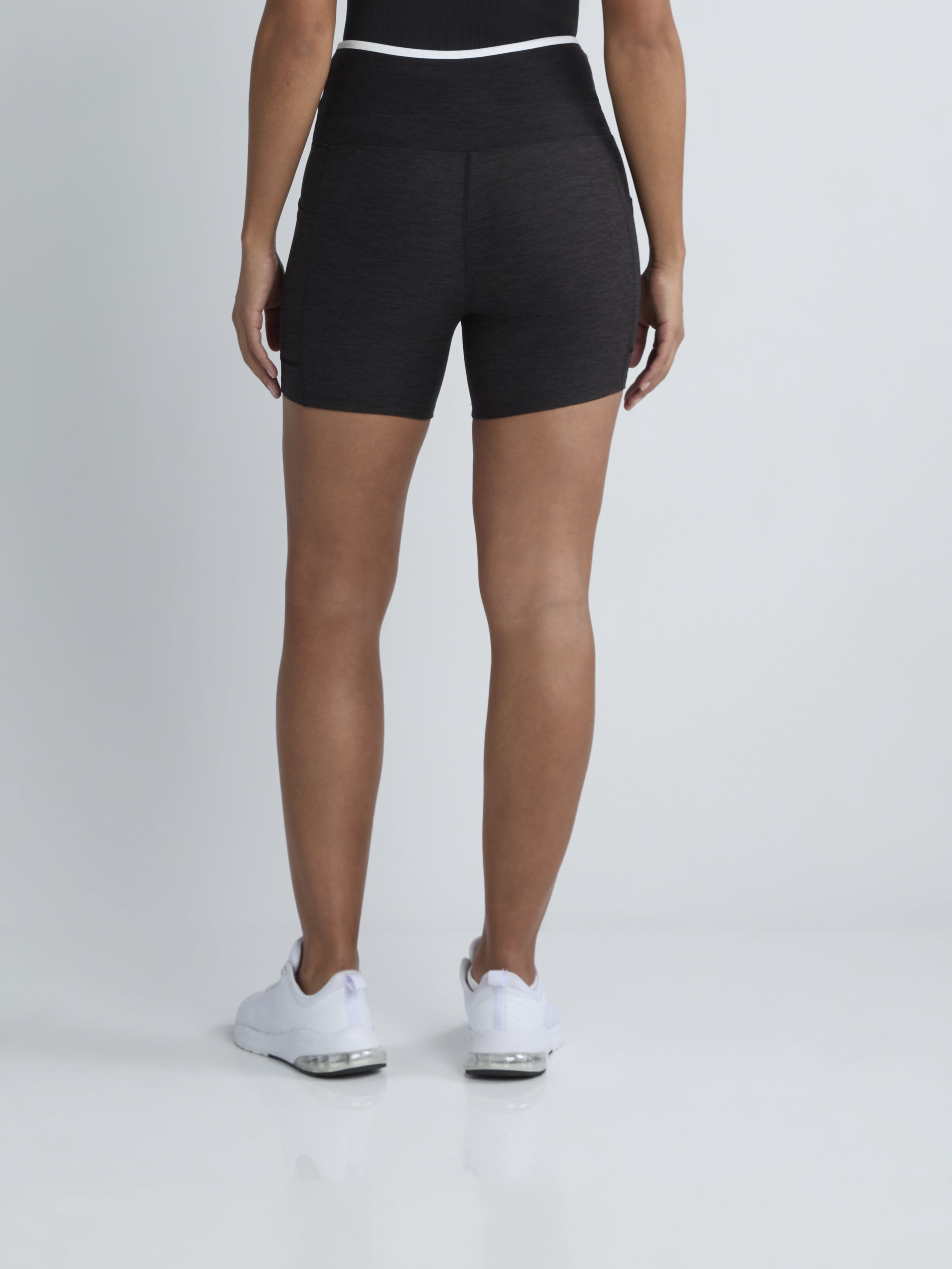 Athletic Works Women's and Women's Plus ButterCore Tipped Bike Shorts, Sizes XS-4X
