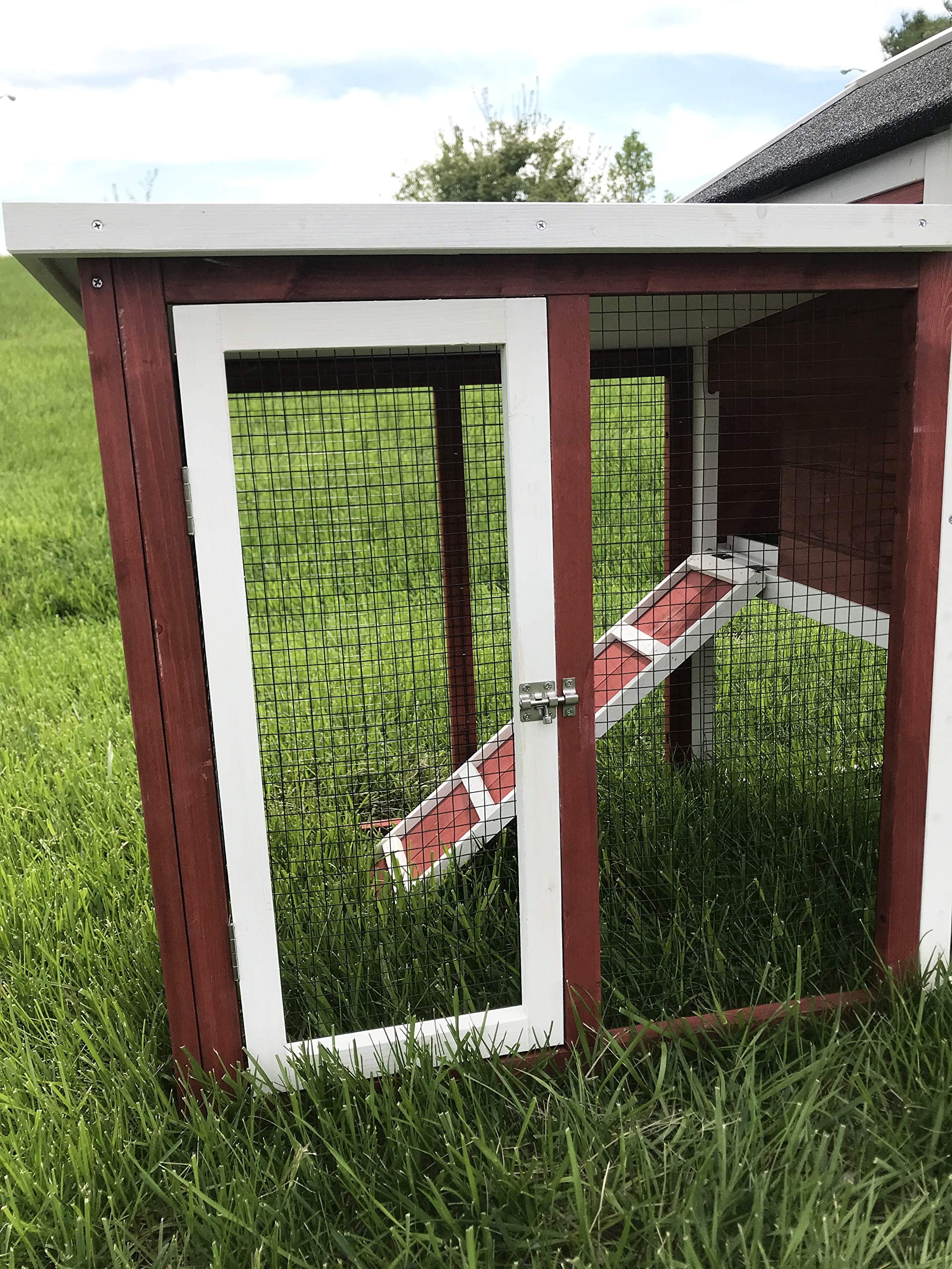 Advantek The Stilt House Rabbit Hutch