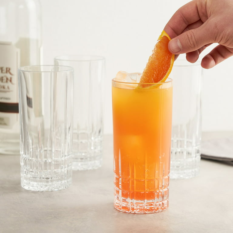 Serve Up: The Best Glassware for Your Cold Drinks