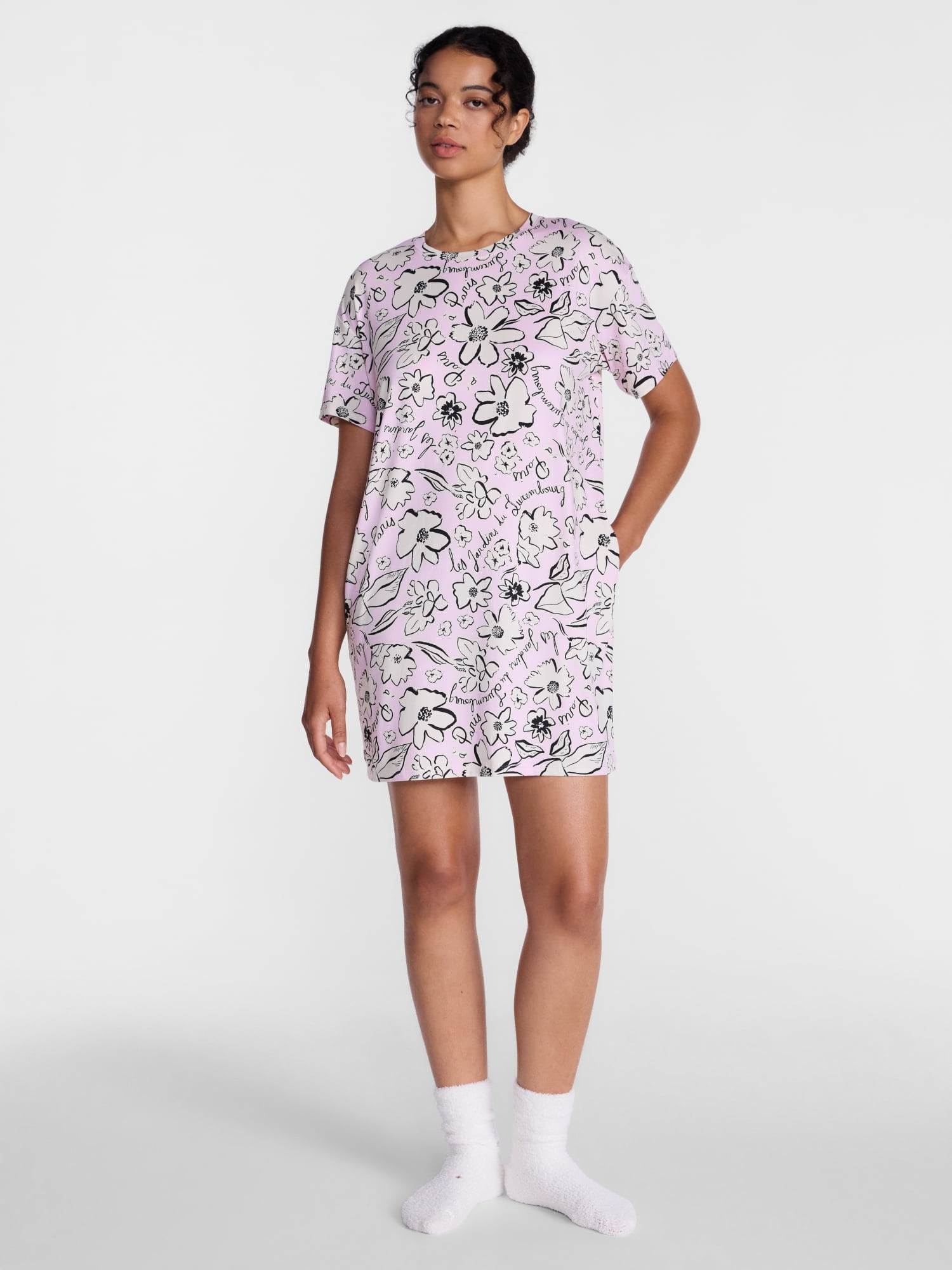 Joyspun Women’s Dreamy Soft Collection Short Sleeve Sleep Shirt, Sizes S/M to 2X/3X