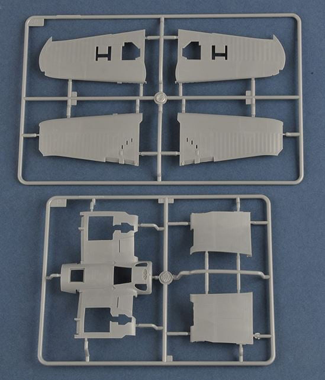 HobbyBoss 80384 F4U-1D Corsair 1/48 Scale Plastic Model Kit