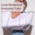 thumbnail image 2 of Bolsa de mano POPUPS, grande, de neopreno, ligera, color blanco puro, 2 of 9