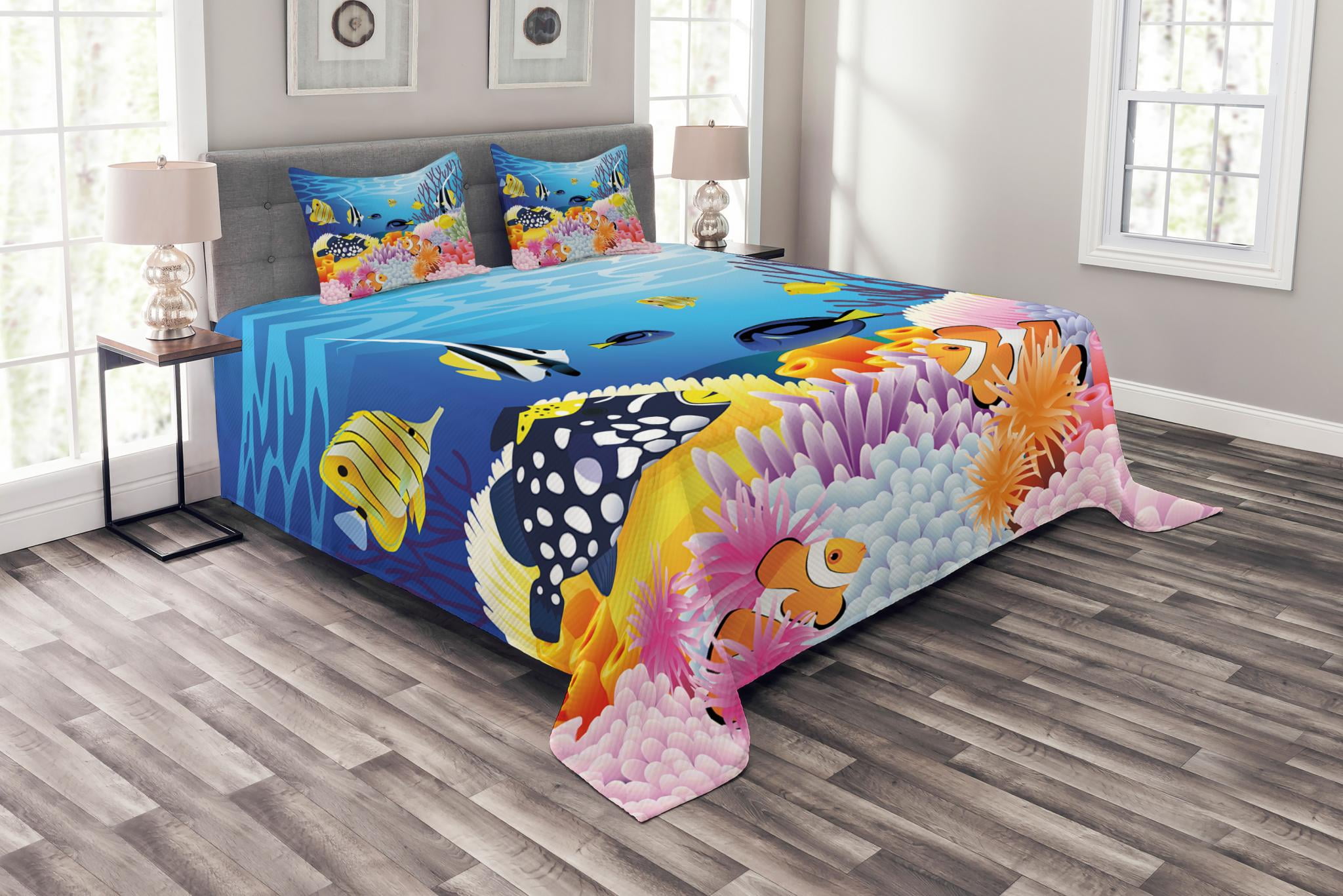Fish Bedspread Set King Size, Water Life with Different Kind of Fishes