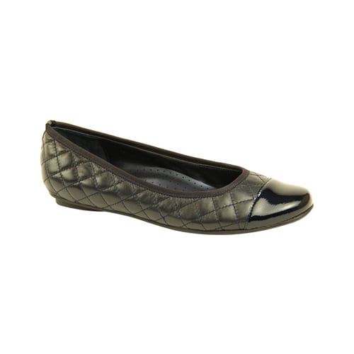 vaneli serene flat
