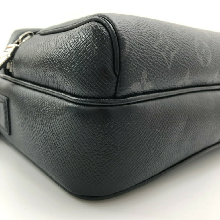 louis vuitton black leather shoulder bag