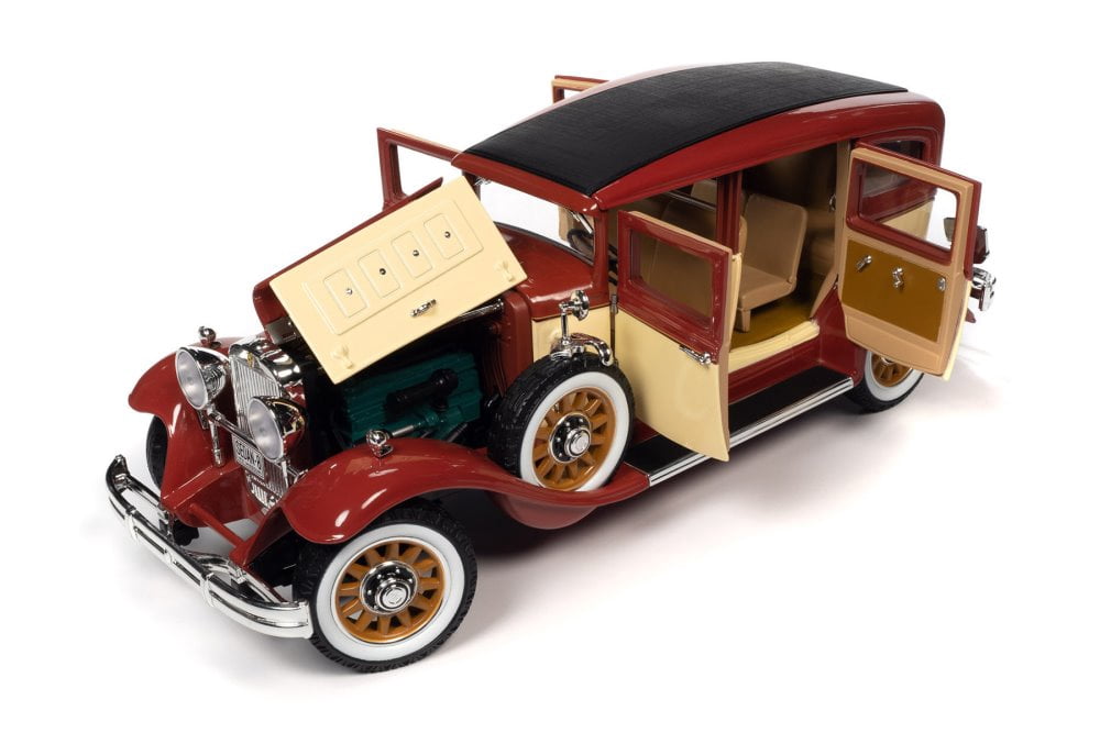 1931 Peerless Master 8 Sedan, Burgundy and Cream - Auto World