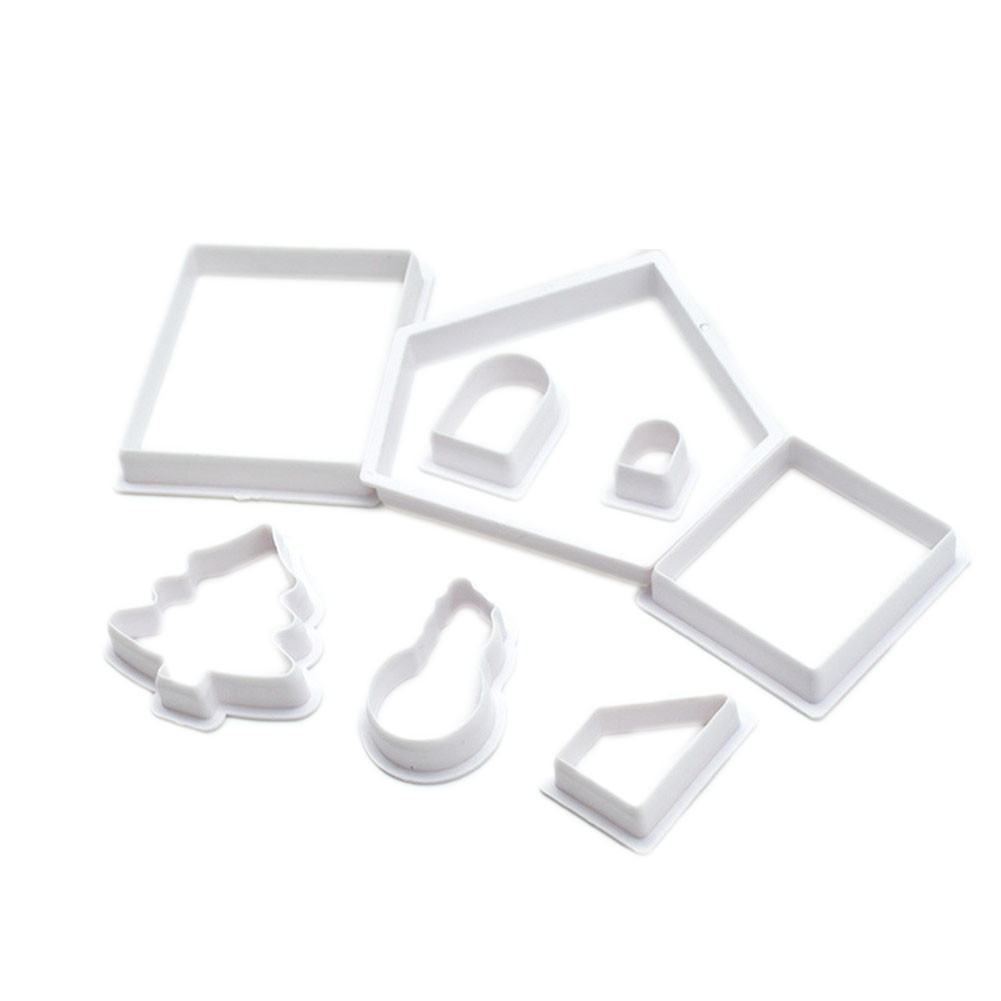 8Pcs Christmas Cookie Cutter Set Gingerbread House Biscuit Cutter