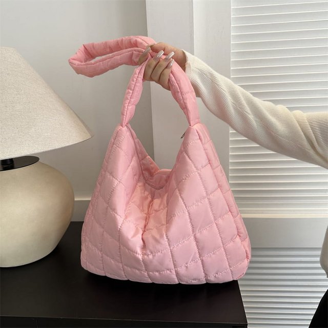 Bolso de hombro acolchado de invierno para mujer Bolso grande Bolso de mano de color sólido (Rosa)