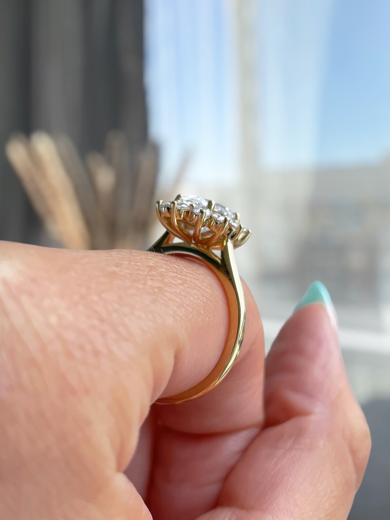 ESTE ORIGIN 2.00Ct Oval Cut Moissanite Engagement Ring – Halo & Cathedral Setting in 14K Yellow Gold for Women