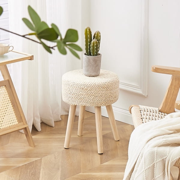 Round Ottoman Footstool Natural Seagrass Foot Stool Pouf Ottomans with Solid Wood Legs Hand Weave Hyacinth Footrest Step Stool for Living Room Balcony Garden Natural