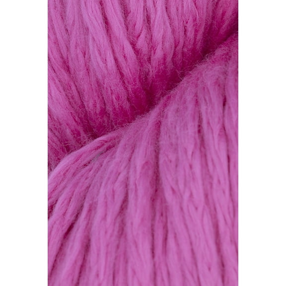 Juniper Moon - Cumulus Knitting Yarn - Bubblegum (# 73)