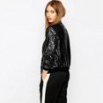 thumbnail image 4 of ZHAOCHENG Chaqueta bomber con lentejuelas para mujer, chaqueta de manga larga con cremallera, ropa de calle informal, holgada, con purpurina, 4 of 5