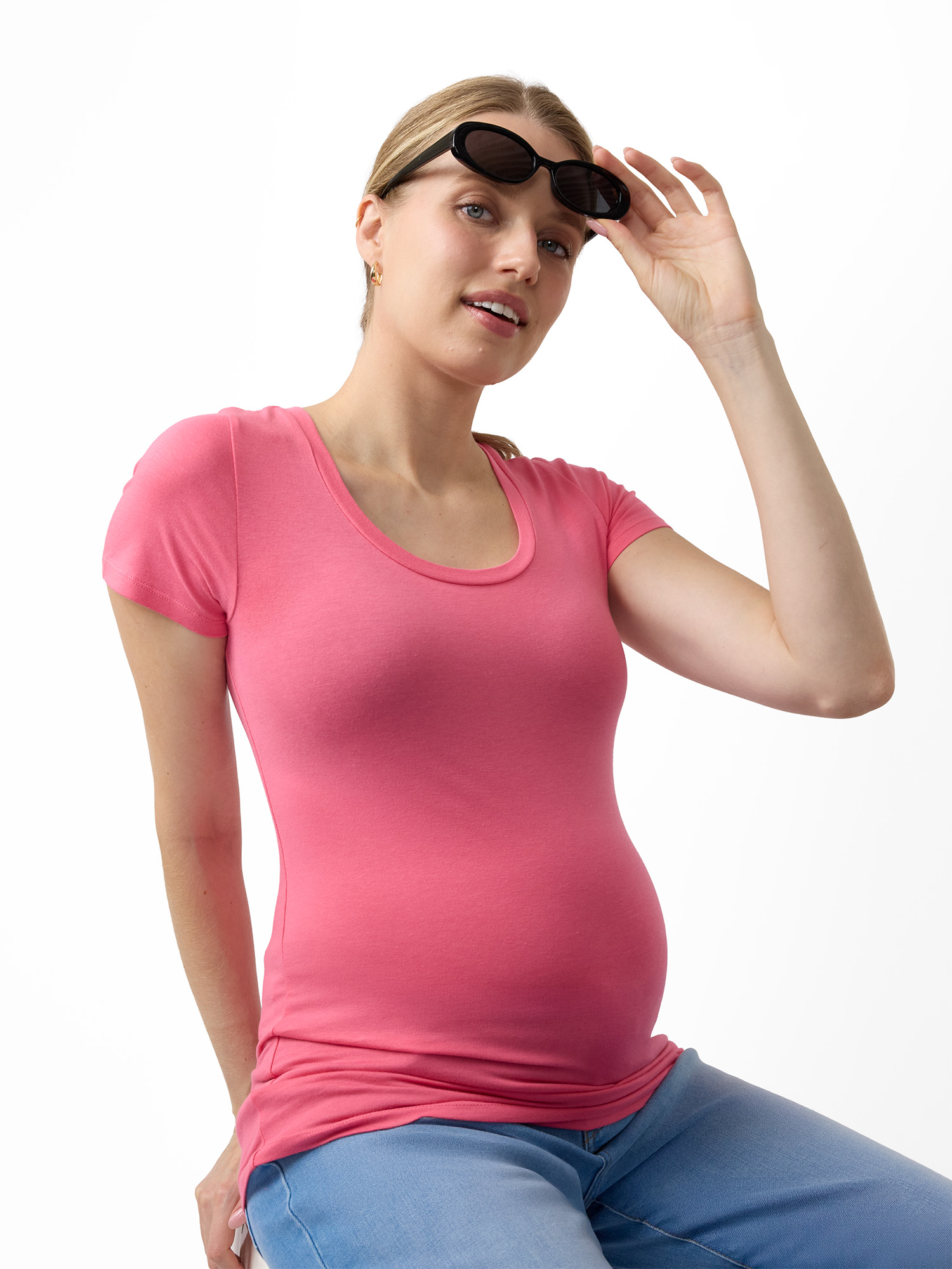 Ingrid & Isabel For Every Belly Women's Maternity Short Sleeve Fitted Scoop Tee, Sizes S-XXL