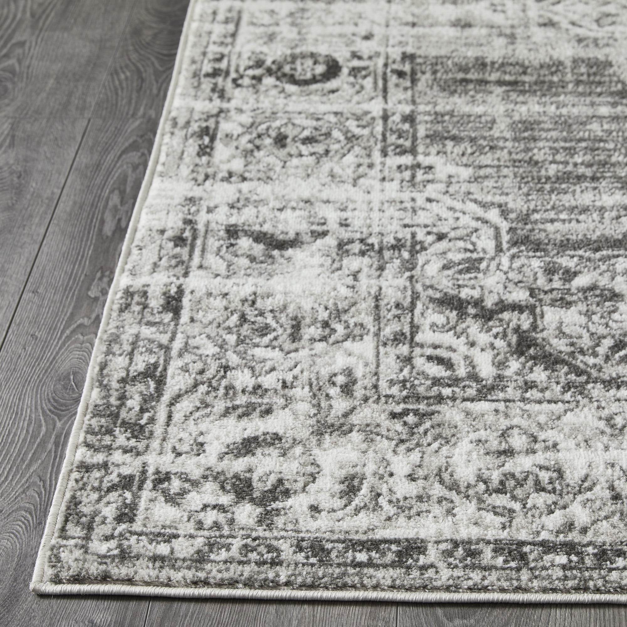 Loomaknoti Rhane Allinzie 5' x 7' Ivory Oriental Indoor Area Rug