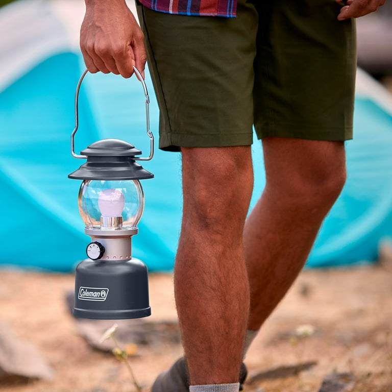 Coleman Classic 500 Lumens LED Lantern, Blue Nights Coleman Classic 500 Lumens LED Lantern, Blue Nights