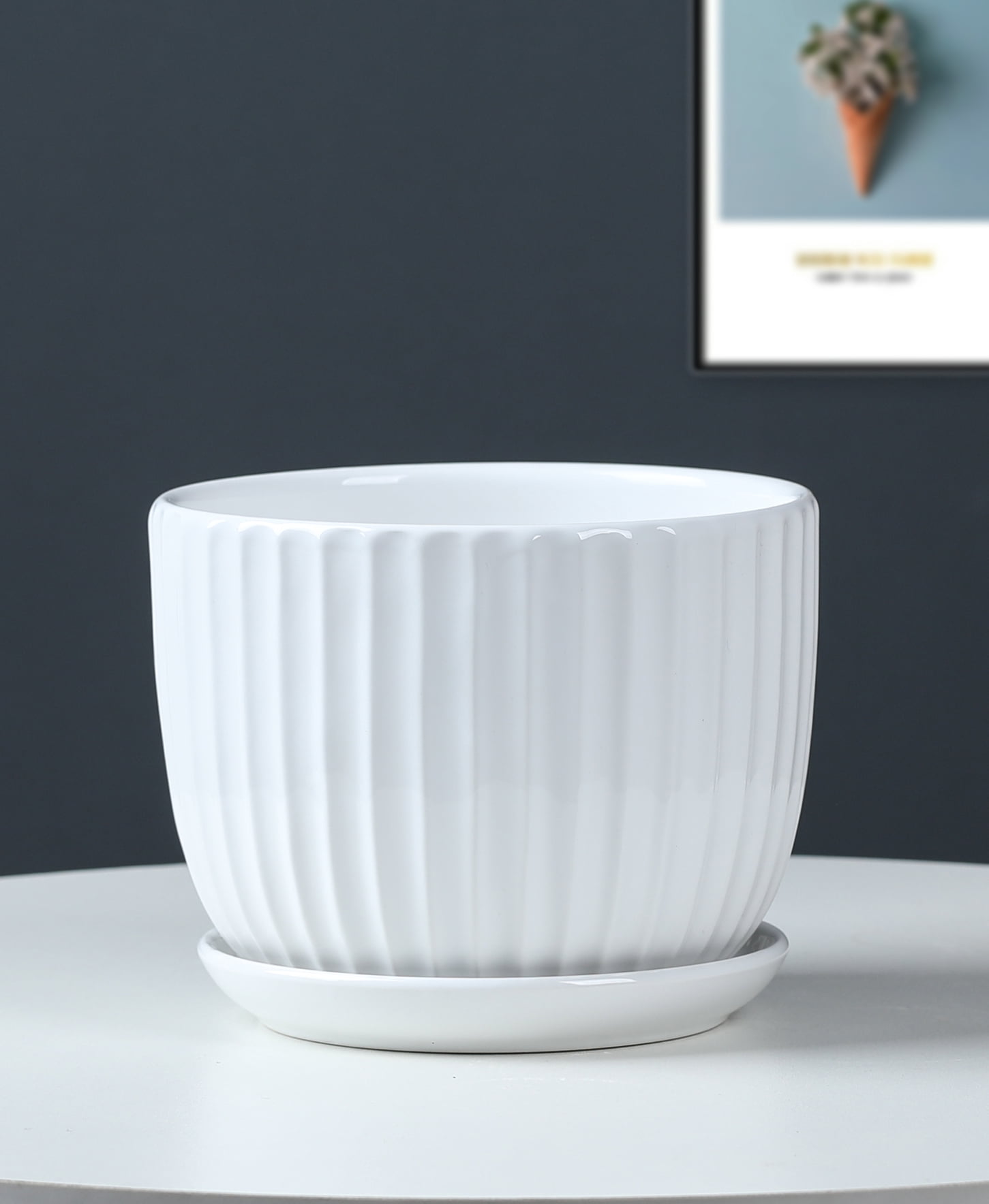 White Plant Pots Set of 3,Indoor Ceramic Flower Pot with Saucers,6.7"&5.5"&3.9" Inch Small to Medium Sized Planters for Plants,Round Modern Garden Pots