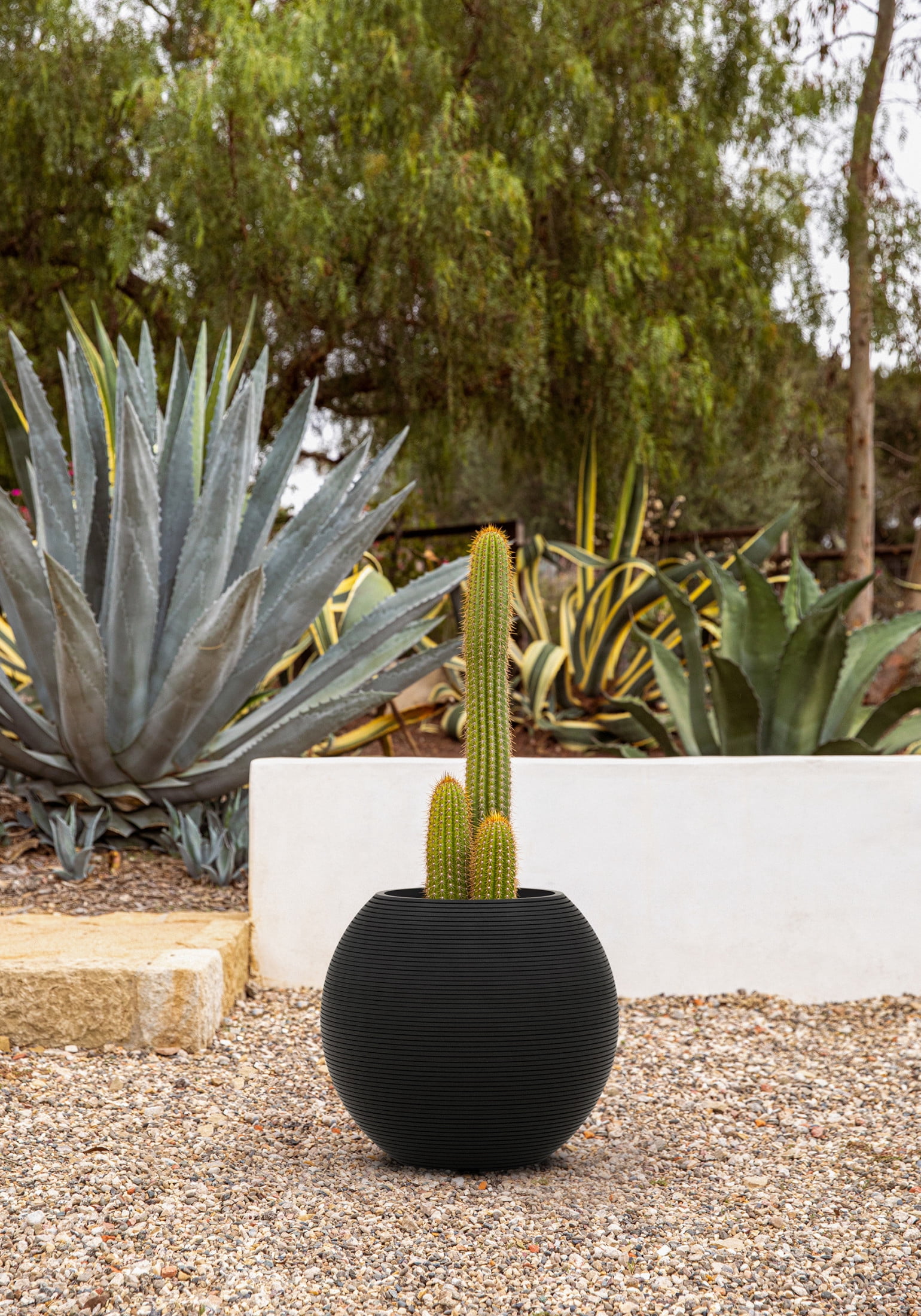 Veradek Strata Series Sphere Plastic-Stone Round Planter - Black