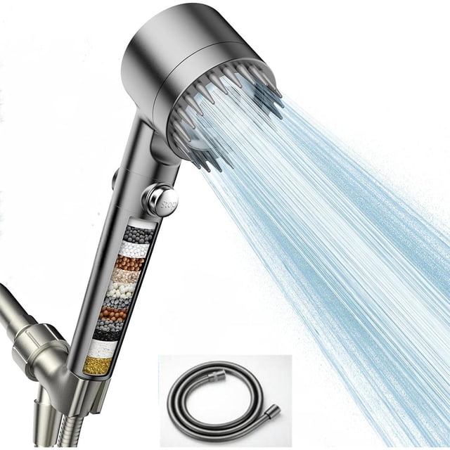 Cabezal de ducha presurizado con agua filtrada y purificada y potente función de masaje.