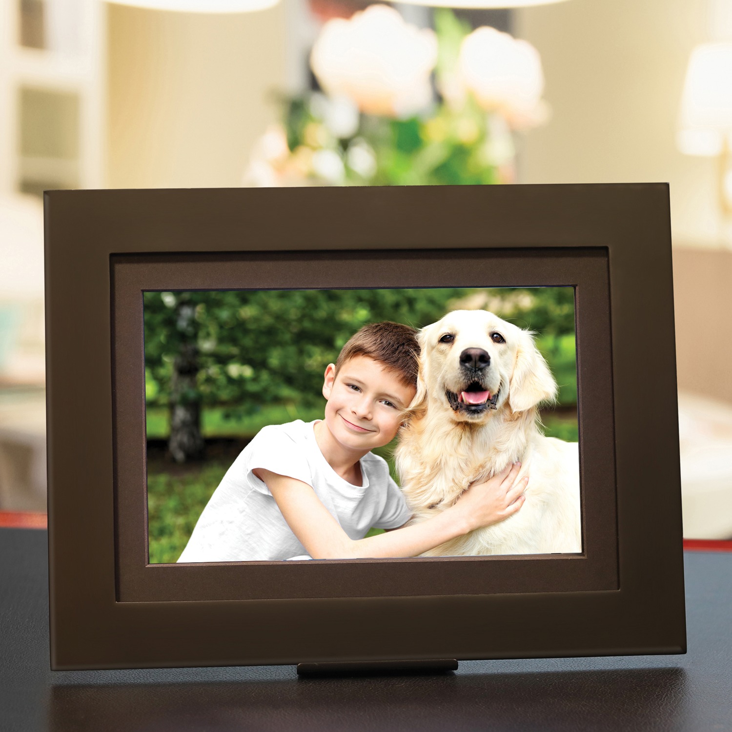 Brookstone PhotoShare 8" Smart Digital Picure Frame in Black - image 5 of 6