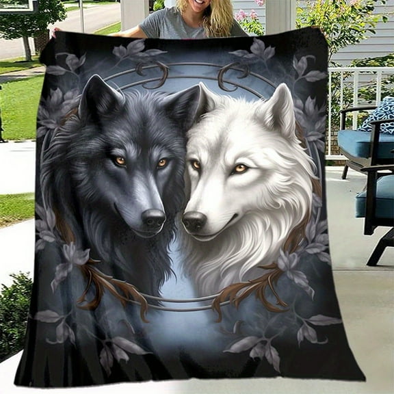 Luxurious Black and White Wolf Print Flannel Blanket Soft Plush All-Season Comfort for Sofa Bed Office Camping Travel
