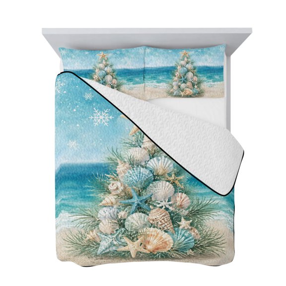 Full Quilt Bedding Set, Merry Christmas Tree Beach Starfish Soft Microfiber Summer Bedspread Coverlet with 2 Pillow Shams for All Season, Ocean Blue Gradient Breathable Bedding Set for Hot Sleepers