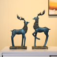 thumbnail image 4 of 2 piezas de estatuas modernas de ciervos, de Reno, esculturas de alce decorativas para soporte de TV, decoración de estantería de mesa, Zulema Escultura de ciervo, 4 of 8
