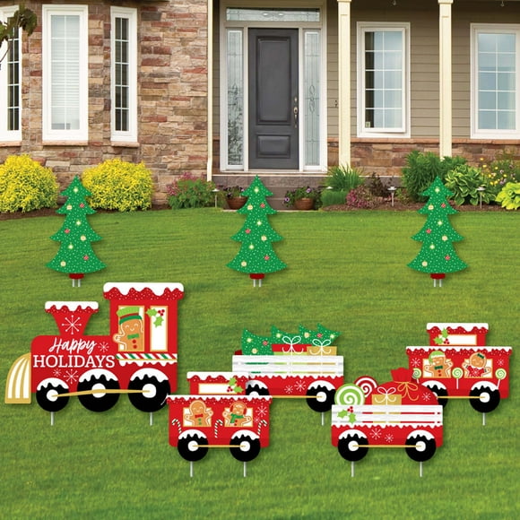 Outdoor Christmas Train Displays