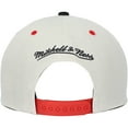 thumbnail image 4 of Men's Mitchell & Ness Cream Chicago Bulls Hardwood Classics Pop Snapback Hat, 4 of 5