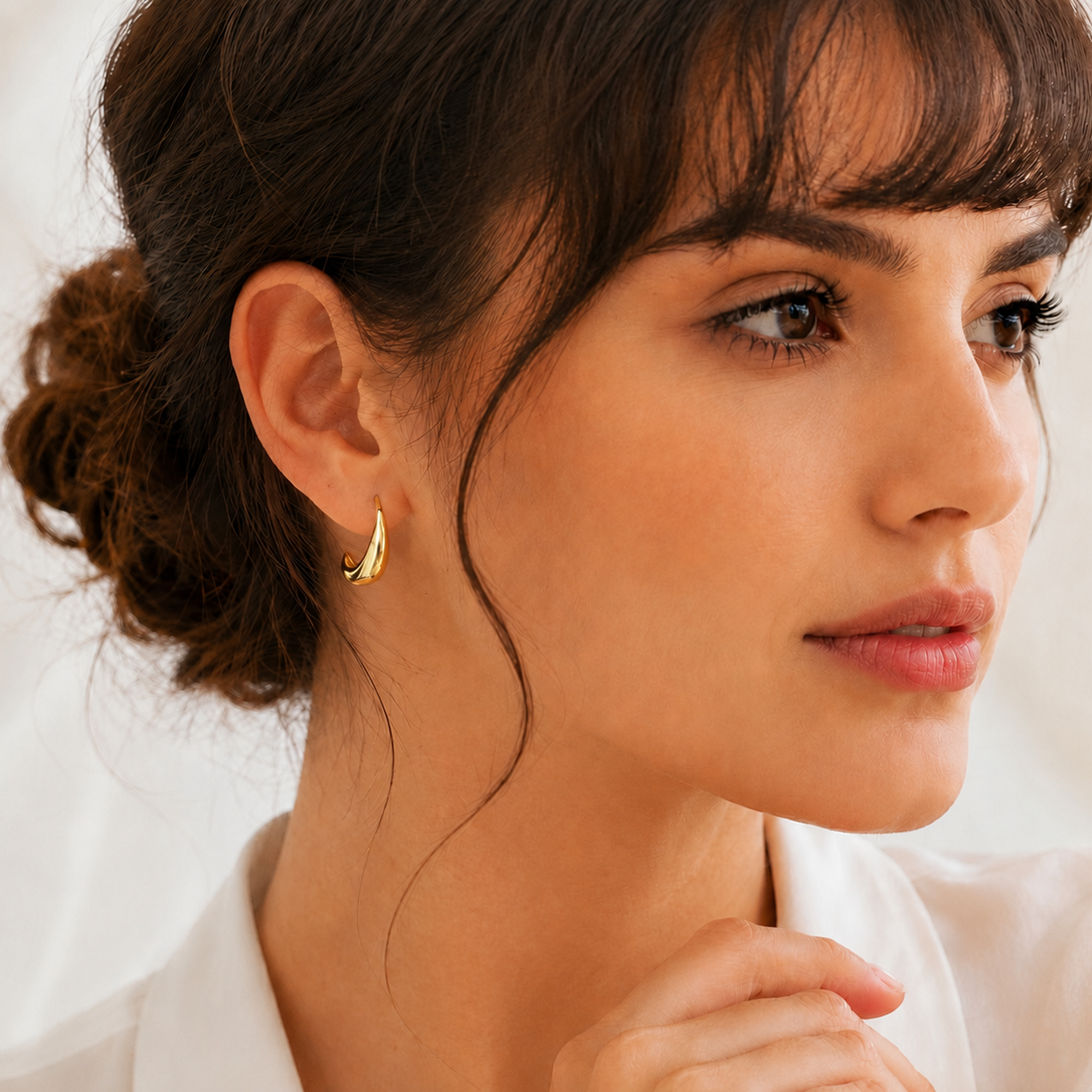 Eclipton 14K Gold Plated Crescent Hoop Earrings photo 4