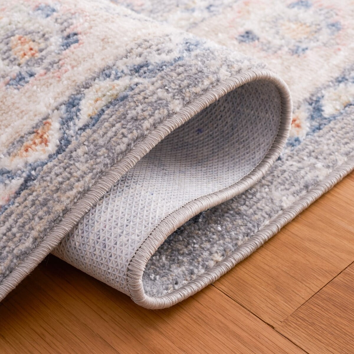 SAFAVIEH Blair Keighley Traditional Machine Washable Area Rug, 6'7" x 6'7" Round, Beige/Light Grey