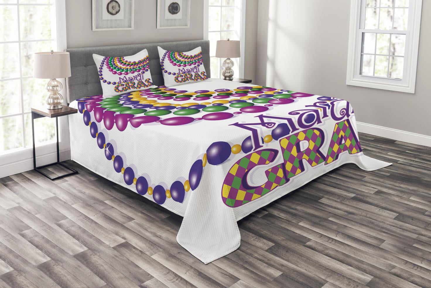 mardi gras queen beads