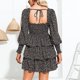 thumbnail image 4 of Vestido corto negro con volantes, escote cuadrado, falda fruncida y espalda descubierta con lazo, talla S, 4 of 6