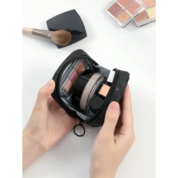 Black Quilted Mini Makeup Pouch With Zipper Closure Portable Cosmetic