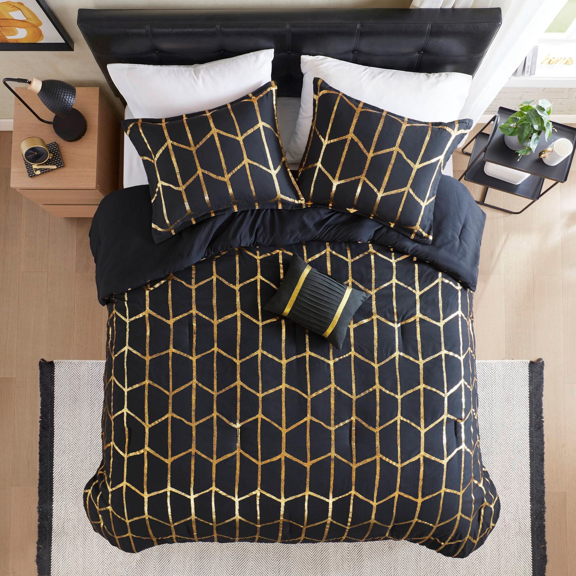 Regency Heights Twin/Twin XL Size Comforter Set, 3-Piece Bedding Set for All Seasons, Geometric Metallic Comforter Bed Set with Decor Pillows,Black/Gold