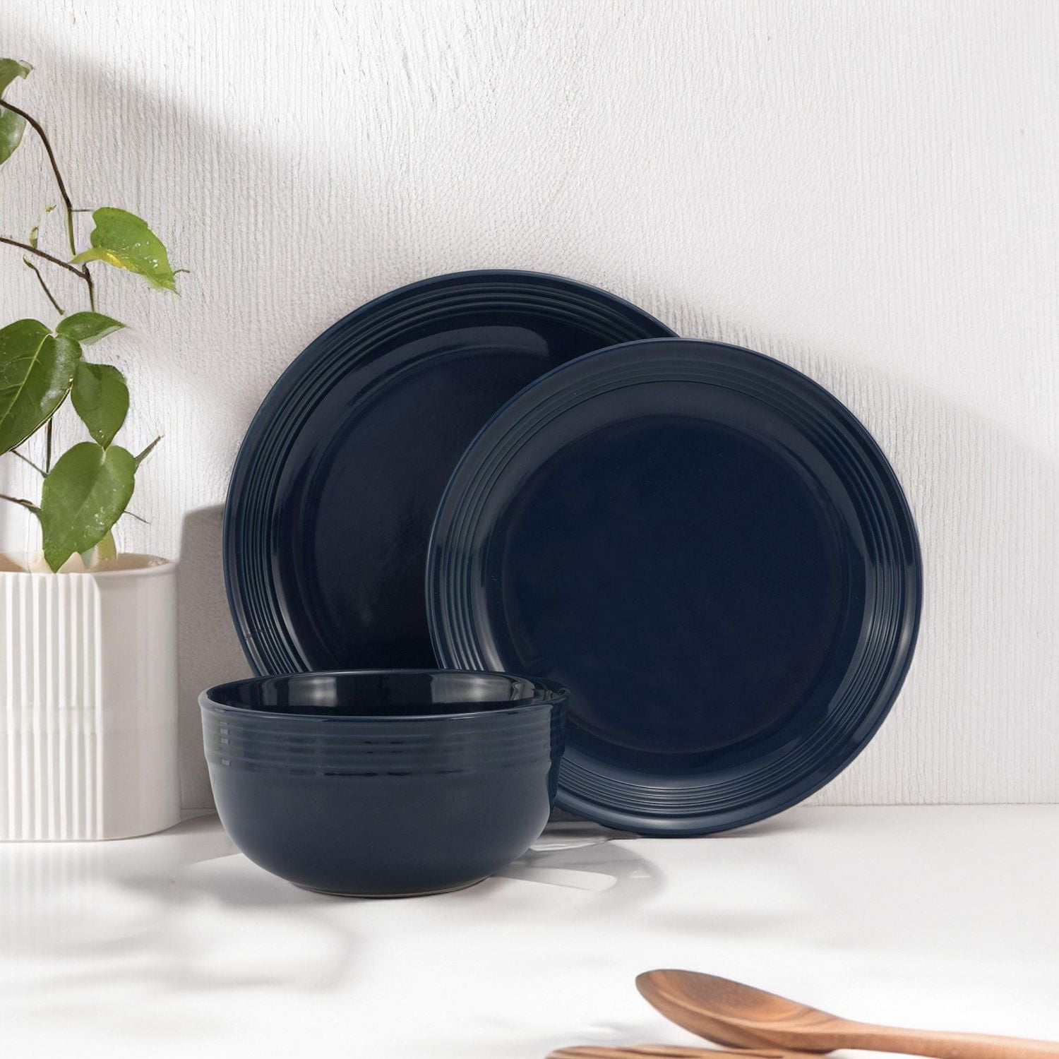 Mainstays Chiara 12-Piece Stoneware Navy Dinnerware Set, Color glaze with stoneware