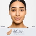 thumbnail image 2 of Base de maquillaje Estée Lauder Double Wear Stay-in-Place, 30 ml, 2W1 Dawn, 2 of 9