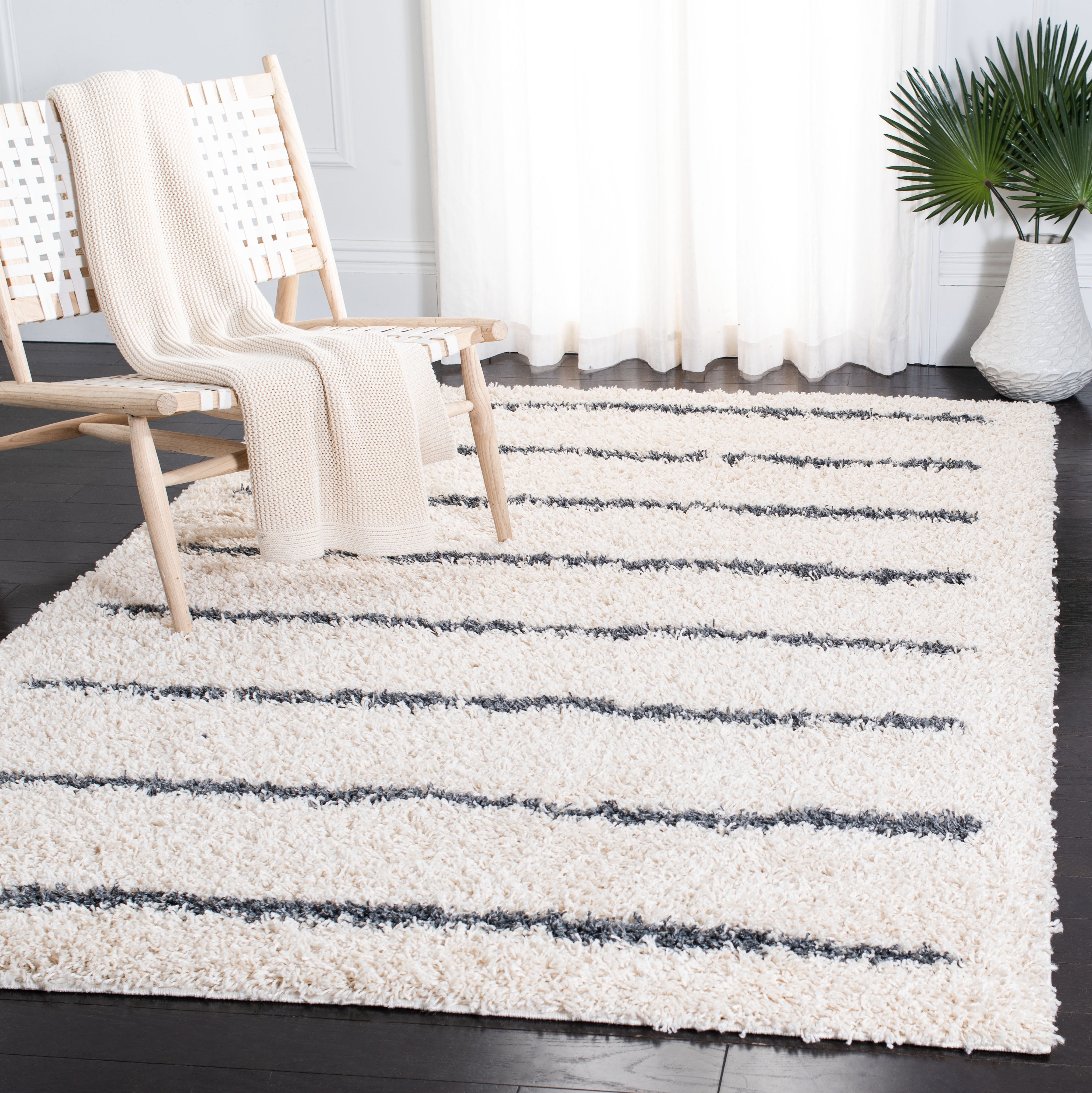 Ivory SAFAVIEH Venus Shag Collection VNS603B Stripe Non-Shedding Living Room Bedroom Dining Room Entryway Plush 1.8-inch Thick Area Rug Dark Grey 6'7 x 6'7 Round 